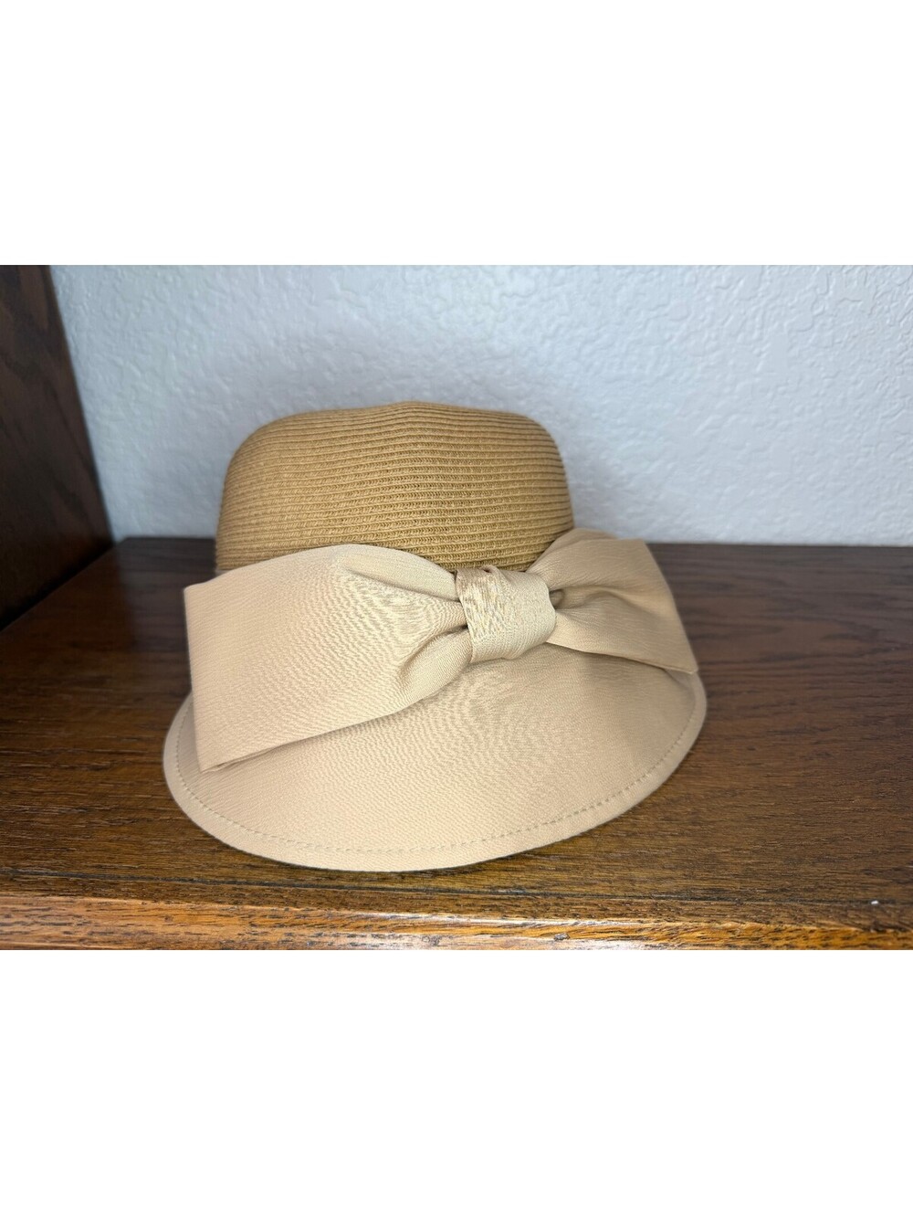 Beige & Tan Bow Accent Sun Hat – Woven Crown, Wide Brim, Elegant Summer Style